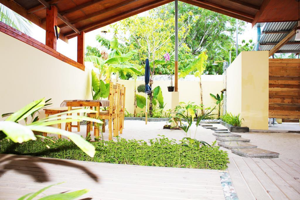 Kaafu Inn Guraidhoo Exterior foto